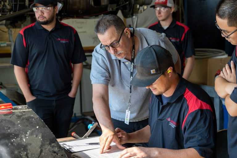 spartan amt students with instructor